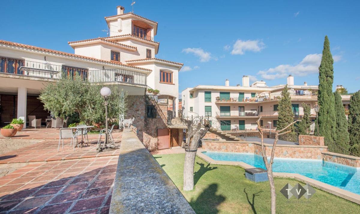 La Guaita Villa Riudecanyes ภายนอก รูปภาพ