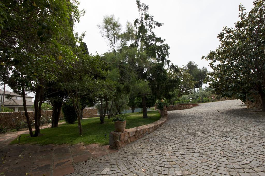 La Guaita Villa Riudecanyes ภายนอก รูปภาพ
